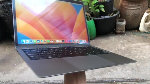 MACBOOK ARI 2020 13''/CORE I5 /RAM 8G /SSD 512GB