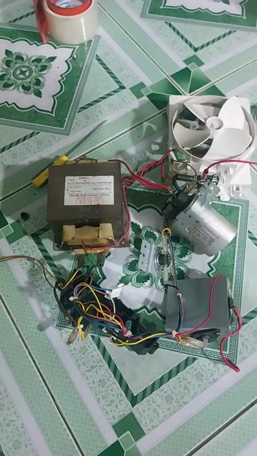Linh kiện lò vi sóng Sharp. Mua bán Bếp, lò, đồ điện nhà bếp tại Quận 7 Tp Hồ Chí Minh được đăng bởi Thoại Phong  hình 1
