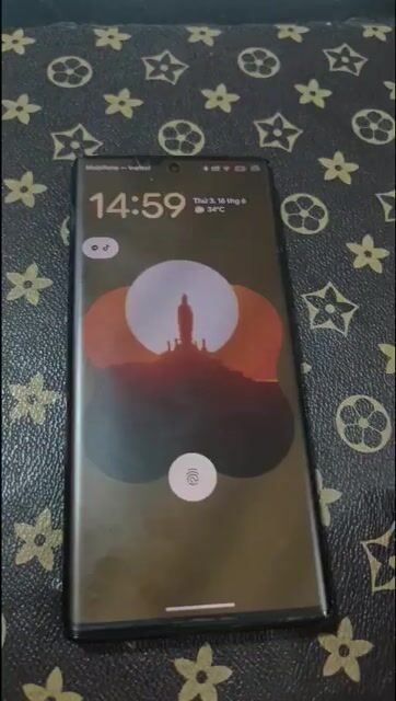 Google Pixel 6 Xám đen. Mua bán Điện thoại tại Thị xã Bến Cát Bình Dương được đăng bởi Khoa Lam hình 1
