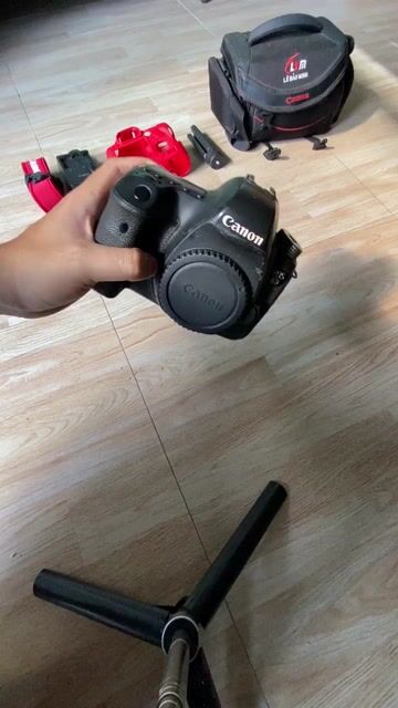 Máy ảnh Canon 6D Đen Đã sử dụng. Mua bán Máy ảnh, Máy quay tại Quận Cẩm Lệ Đà Nẵng được đăng bởi Nguyen xuân đạt hình 1