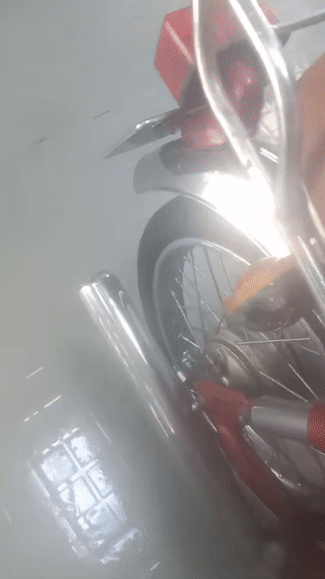 Xe máy Xe cổ màu Đỏ. Mua bán Xe máy tại Quận 12 Tp Hồ Chí Minh được đăng bởi Nguyen lữ  hình 1