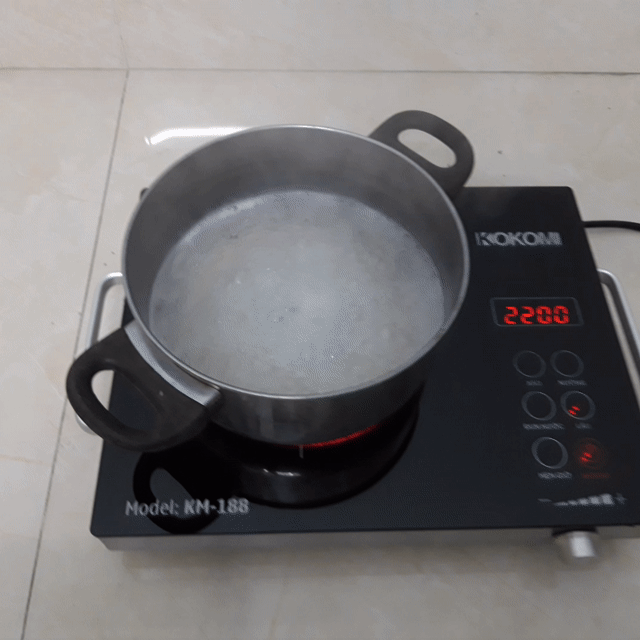 Bếp điện đa năng KOKOMI KM-188 Đen. Mua bán Bếp, lò, đồ điện nhà bếp tại Quận Ba Đình Hà Nội được đăng bởi Anh Ngoc hình 1
