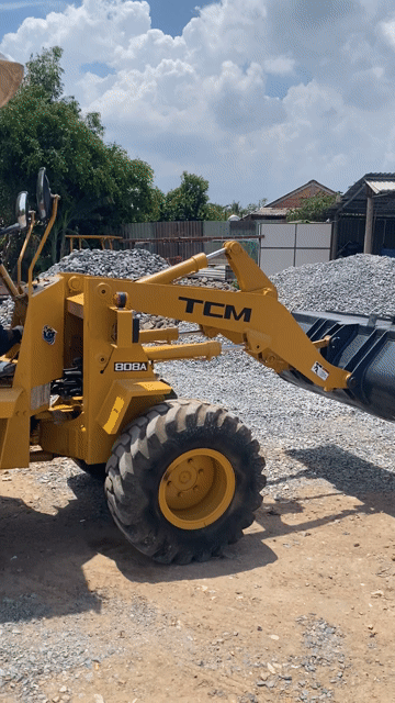Máy xúc lật TCM 808A Vàng. Mua bán Phương tiện khác tại Thành phố Thủ Đức Tp Hồ Chí Minh được đăng bởi Nguyễn Đạt hình 1