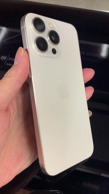 iPhone 15 Pro Max 256GB Bạc - Đã Sử Dụng. Mua bán Điện thoại tại Thành phố Vinh Nghệ An được đăng bởi nguyen le hình 1