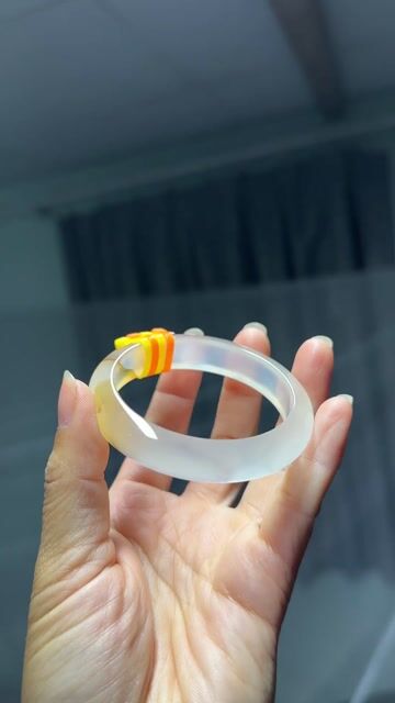Vòng tay Nữ Mã não tự nhiên Ni 50.6. Mua bán Phụ kiện thời trang khác tại Thành phố Đà Lạt Lâm Đồng được đăng bởi hải nguyễn hình 1
