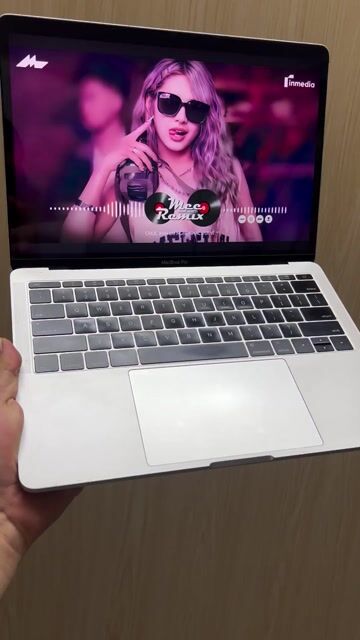 Apple MacBook Pro i5 8GB/256GB 2017. Mua bán Laptop tại Quận Đống Đa Hà Nội được đăng bởi Tiến Mạnh hình 1