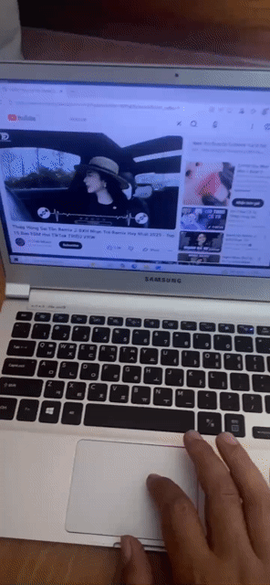 Samsung Laptop i5 4GB/119GB Bạc. Mua bán Laptop tại Huyện Nhà Bè Tp Hồ Chí Minh được đăng bởi Nguyễn hữu trong hình 1
