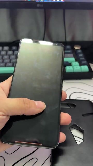 Asus ROG Phone 2 128GB Đen. Mua bán Điện thoại tại Thành phố Thủ Đức Tp Hồ Chí Minh được đăng bởi Võ nhân hình 1