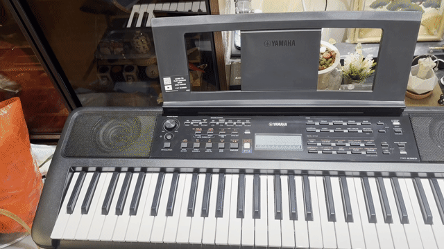 Đàn Organ Yamaha PSR-E383 Đen. Mua bán Nhạc cụ tại Quận Hai Bà Trưng Hà Nội được đăng bởi Hương Nguyễn Thị hình 1
