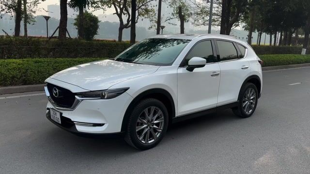 Mazda Cx5 2021 2.0Luxury Trắng 4 Vạn 1 Chủ. Mua bán Ô tô tại Quận Cầu Giấy Hà Nội được đăng bởi Vũ Kiên hình 1