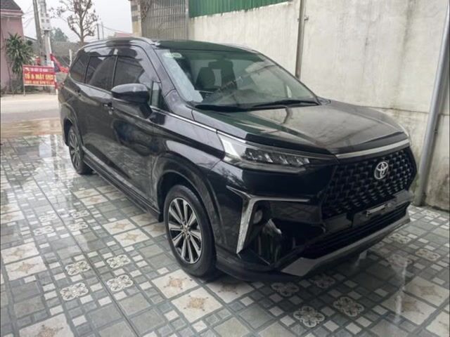 Toyota Veloz Cross 2022 Đen. Mua bán Ô tô tại Huyện Yên Thành Nghệ An được đăng bởi Nguyễn thanh hải hình 1