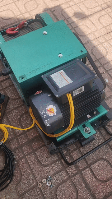 Máy tời XÂY DỰNG. Mua bán Đồ chuyên dụng, Giống nuôi trồng tại Quận Long Biên Hà Nội được đăng bởi Nam  hình 1