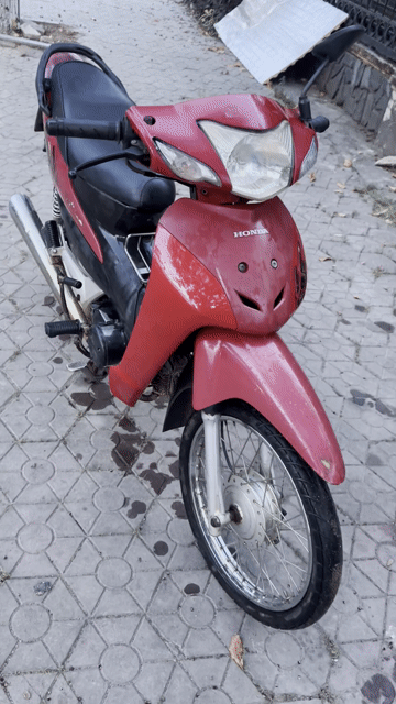 Wave máy móc êm ru mọi chức năng hoạt động tốt. Mua bán Xe máy tại Thành phố Quảng Ngãi Quảng Ngãi được đăng bởi Hien hình 1