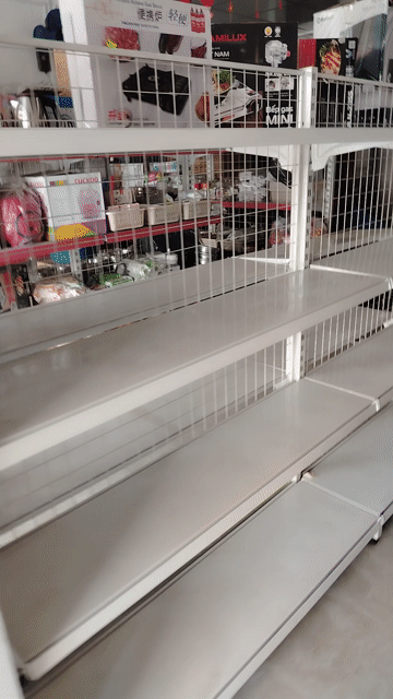 Kệ siêu thị kim loại 1m2 Trắng. Mua bán Tủ, kệ gia đình tại Huyện Vĩnh Thạnh Cần Thơ được đăng bởi Nguyễn Ngọc Nhi  hình 1