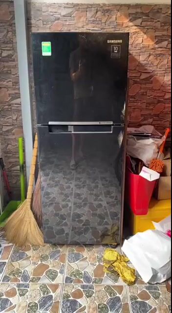 Tủ lạnh Samsung 208L giá rẻ. Mua bán Tủ lạnh tại Huyện Cần Giuộc Long An được đăng bởi Lâm hình 1