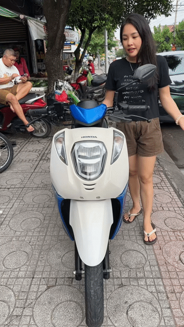 Honda Genio 2023 Trắng, Xanh Indonesia 32302 km. Mua bán Xe máy tại Thành phố Thuận An Bình Dương được đăng bởi xe máy phước thịnh hình 1