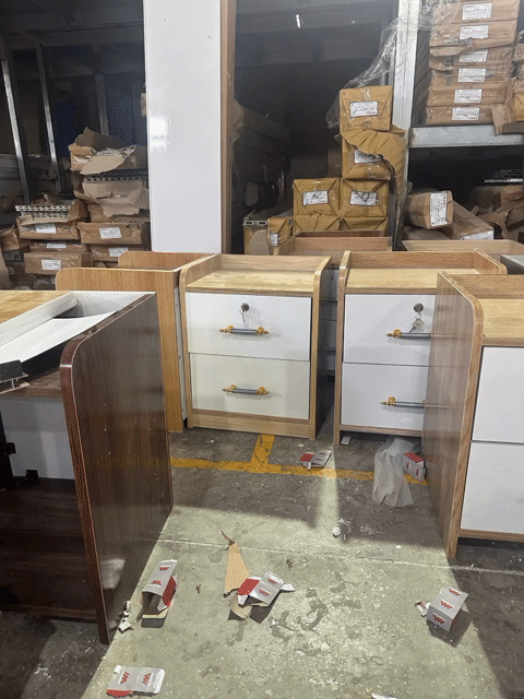Tủ đầu giường Gỗ 2 tầng Nâu, Trắng, Xám. Mua bán Tủ, kệ gia đình tại Quận Cẩm Lệ Đà Nẵng được đăng bởi Tuấn Cao NT Decor  hình 1