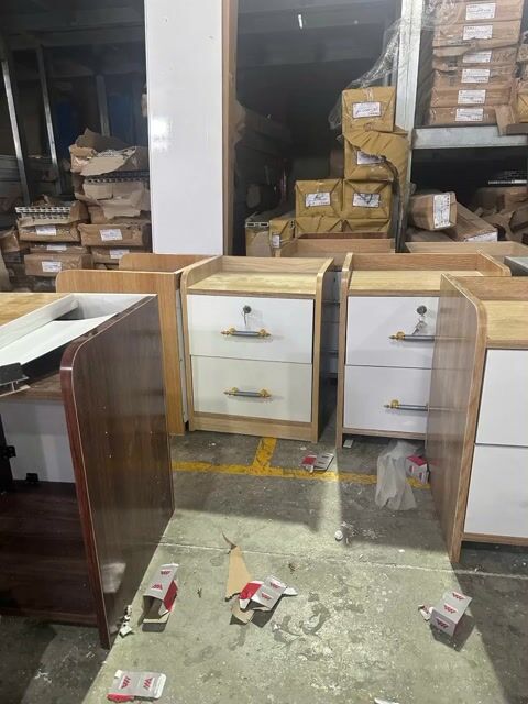 Tủ đầu giường Gỗ 2 tầng Nâu, Trắng, Xám. Mua bán Tủ, kệ gia đình tại Quận Cẩm Lệ Đà Nẵng được đăng bởi Tuấn Cao NT Decor  hình 1