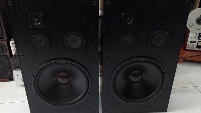 Loa KLH 915B Đen Mỹ 40cm 4 đường tiếng. Mua bán Tivi, Âm thanh tại Huyện Bình Chánh Tp Hồ Chí Minh được đăng bởi Le va loa amply bãi hình 1