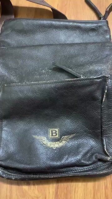 Túi đeo chéo Bally Da thật Nâu Nam. Mua bán Túi xách tại Quận Đống Đa Hà Nội được đăng bởi Đức Anh hình 1