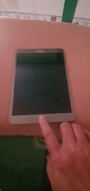 Samsung Tab S2 715Y 8 inch Trắng Đã sử dụng. Mua bán Máy tính bảng tại Quận Ninh Kiều Cần Thơ được đăng bởi phú  hình 1