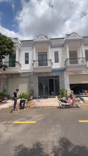 Mua bán Nhà ở Thị xã Tân Uyên Bình Dương diện tích 63 m² giá 2,25 tỷ