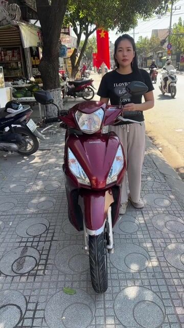 Honda Vision 2017 Đỏ ( có bán trả góp). Mua bán Xe máy tại Thành phố Thuận An Bình Dương được đăng bởi xe máy phước thịnh hình 1