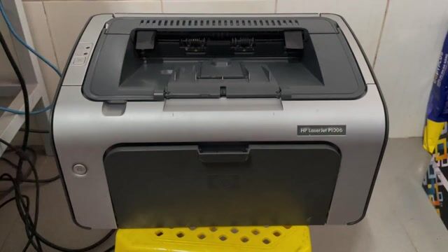 Máy in HP 1006 in bền mực mới. Mua bán Đồ dùng văn phòng tại Huyện Nhơn Trạch Đồng Nai được đăng bởi Hoàng Duy hình 1