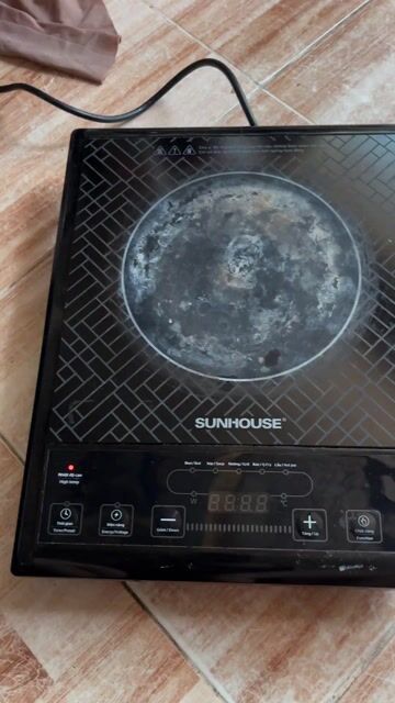 Bếp điện Sunhouse Kính cường lực Đen. Mua bán Bếp, lò, đồ điện nhà bếp tại Thành phố Thủ Đức Tp Hồ Chí Minh được đăng bởi yếnNhi hình 1
