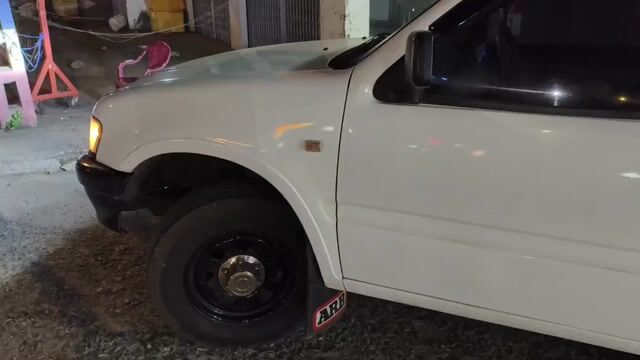 Isuzu 2000 Trắng 5 chỗ. Mua bán Ô tô tại Thành phố Buôn Ma Thuột Đắk Lắk được đăng bởi oai hình 1