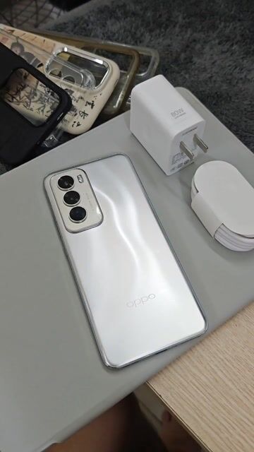 Oppo Reno 12 12/256GB Bạc, đẹp ạ. Mua bán Điện thoại tại Quận Bắc Từ Liêm Hà Nội được đăng bởi Thống Mobi hình 1