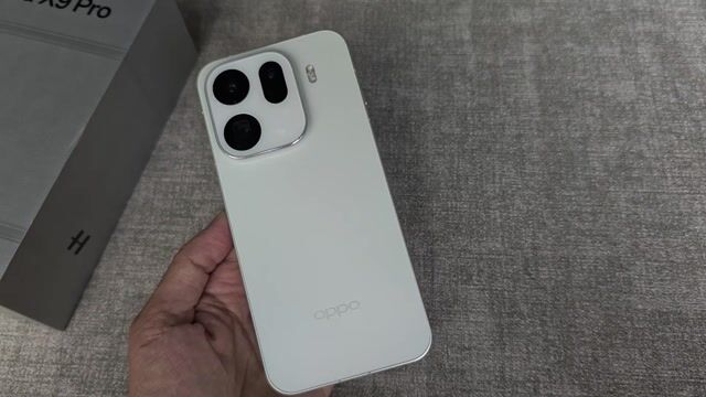 OPPO Find X9 Pro Trắng 512GB VN BH 2 Năm+Careplus. Mua bán Điện thoại tại Quận 3 Tp Hồ Chí Minh được đăng bởi Minh Phạm  hình 1