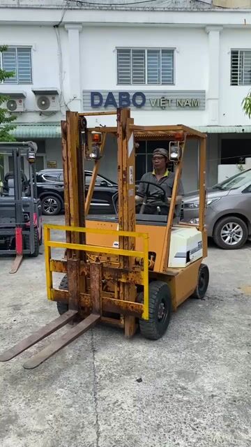 Xe nâng xăng Nhật Bãi 1 tấn Komatsu -14. Mua bán Phương tiện khác tại Quận 12 Tp Hồ Chí Minh được đăng bởi Phúc Xe Nâng Nhật Bãi hình 1