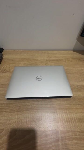 Dell XPS 9310 Bạc Đã qua sử dụng. Mua bán Laptop tại Thành phố Thủ Đức Tp Hồ Chí Minh được đăng bởi Cường Trần hình 1