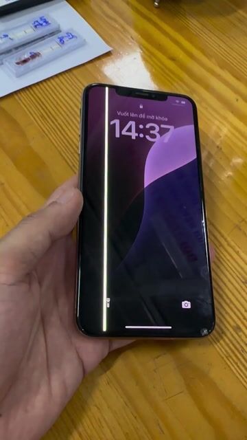 iphone XS Max 256g full chức năng. Mua bán Điện thoại tại Huyện Đắk Mil Đắk Nông được đăng bởi Lê Lê hình 1