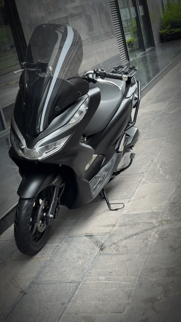 Honda PCX150 2020 Đen 25.000km. Mua bán Xe máy tại Quận Ba Đình Hà Nội được đăng bởi Xe Máy Nam Thi hình 1