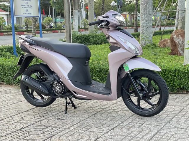Vision 2018 hồng Posrche Sporty Zin Kiểng  🌈🔥. Mua bán Xe máy tại Huyện Châu Đức Bà Rịa - Vũng Tàu được đăng bởi Xe Máy Thành Lộc 72 hình 1