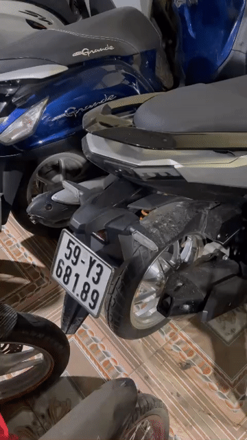 Honda Vario 150 Tự động Bạc. Mua bán Xe máy tại Huyện Cần Giuộc Long An được đăng bởi Trần Hiền hình 1