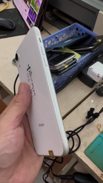 Apple iPhone XR full zin. bao mở máy check. Mua bán Điện thoại tại Quận Thanh Xuân Hà Nội được đăng bởi Duy hình 1