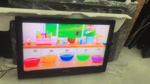 Tivi Samsung 32 inch đẹp sắc nét âm thanh to hay. Mua bán Tivi, Âm thanh tại Quận Tân Phú Tp Hồ Chí Minh được đăng bởi Huongnguyen hình 1