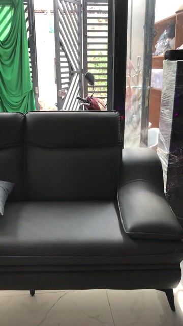Bộ sofa da và bàn trà Xám Mới 100%. Mua bán Bàn ghế tại Quận Bình Tân Tp Hồ Chí Minh được đăng bởi Phuongxuan hình 1
