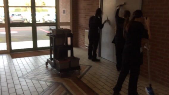 Le métier d'Agent de Propreté et d'Hygiène, c'est pas ce que vous croyez