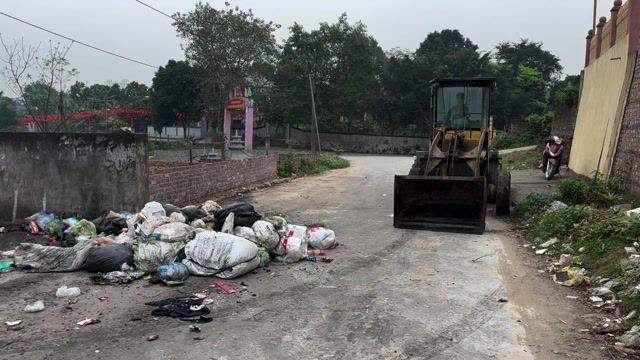 Máy xúc lật Hoàng Giai HJ920 Vàng. Mua bán Phương tiện khác tại Thị xã Phú Thọ Phú Thọ được đăng bởi Tran Giang hình 1