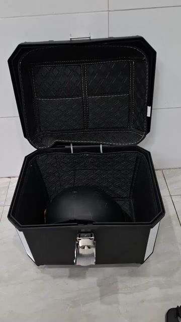 Thùng nhựa 36lít và kèm điện thoại chống rung. Mua bán Phụ tùng xe tại Thành phố Thủ Đức Tp Hồ Chí Minh được đăng bởi Hoàng hình 1