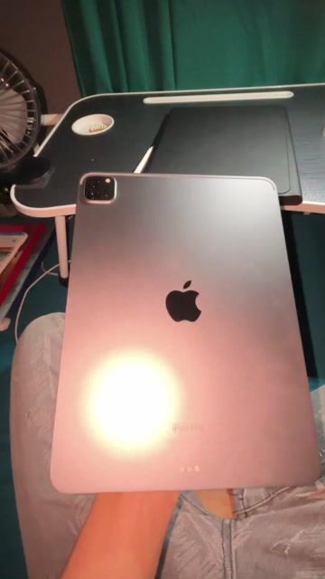 Apple iPad Pro M2 11 inch 128GB, màu xám + .... Mua bán Máy tính bảng tại Huyện Giồng Trôm Bến Tre được đăng bởi trong phuc hình 1