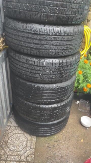 Lốp Kumho Crugen Premium 235/55R19 Đen. Mua bán Phụ tùng xe tại Quận Gò Vấp Tp Hồ Chí Minh được đăng bởi Thiên Định hình 1