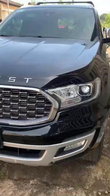 Ford Everest 2021 Bi-Turbo 4x4 - 6 vạn. Mua bán Ô tô tại Quận Gò Vấp Tp Hồ Chí Minh được đăng bởi Nguyễn Lê Hồ Hải Hoàng hình 1