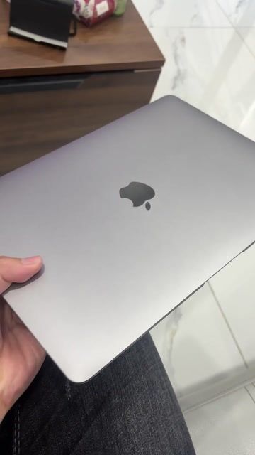 MacBook 2018 i5, RAM 8GB, SSD 256GB - Giá tốt. Mua bán Laptop tại Quận 7 Tp Hồ Chí Minh được đăng bởi Hữu Lộc hình 1