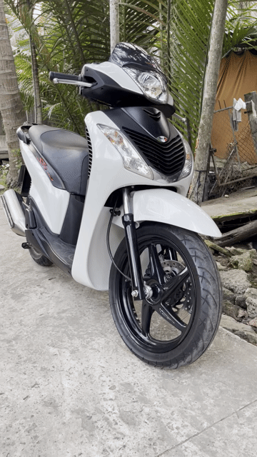 Honda SH 125i Trắng Ý. Mua bán Xe máy tại Huyện Mỏ Cày Nam Bến Tre được đăng bởi Nguyễn Minh Tân hình 1