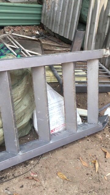 Cầu thang Sắt hộp 3m1 x 67cm Xám. Mua bán Nội thất, đồ gia dụng khác tại Quận Bình Tân Tp Hồ Chí Minh được đăng bởi kiên hình 1